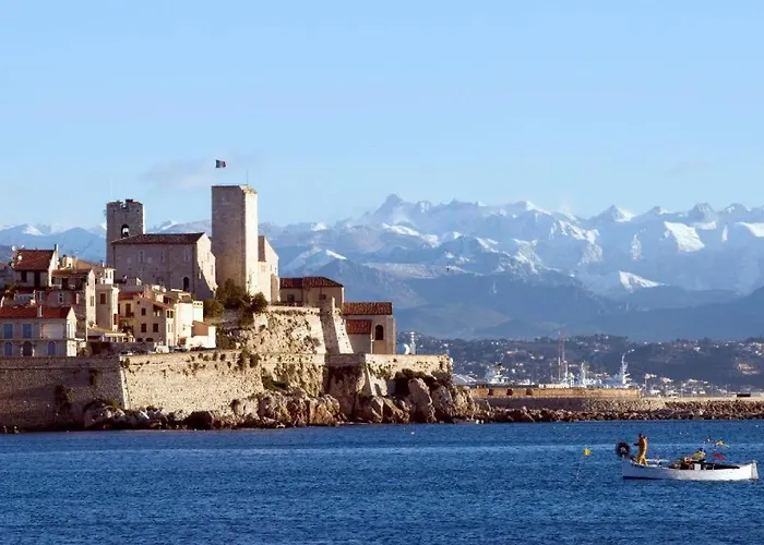 Magnifique 2 Pieces * Antibes